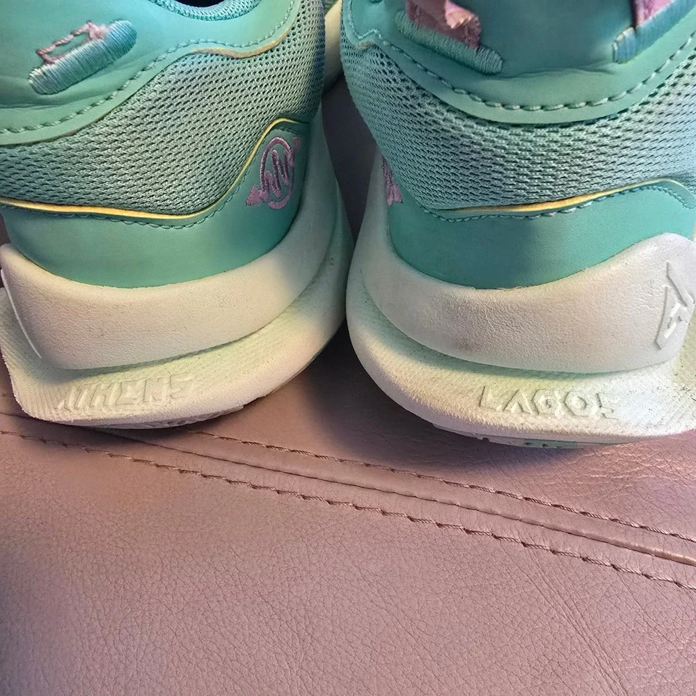 Nike Giannis Immortality 2 Enamel Green Basketball Shoes Mens Size 9 DM0825-300‎